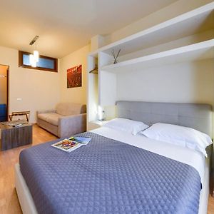 Kamer met een Queen Size Bed